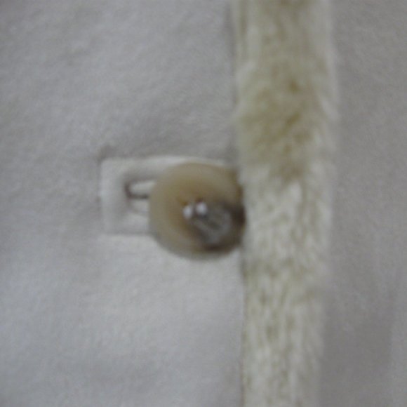 ***SOLD***  Calvin Klein Ultra Soft Faux Shearling Coat sz L Cream Beige - Picture 3 of 14
